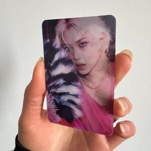Felix Do It pink lenticular photocard